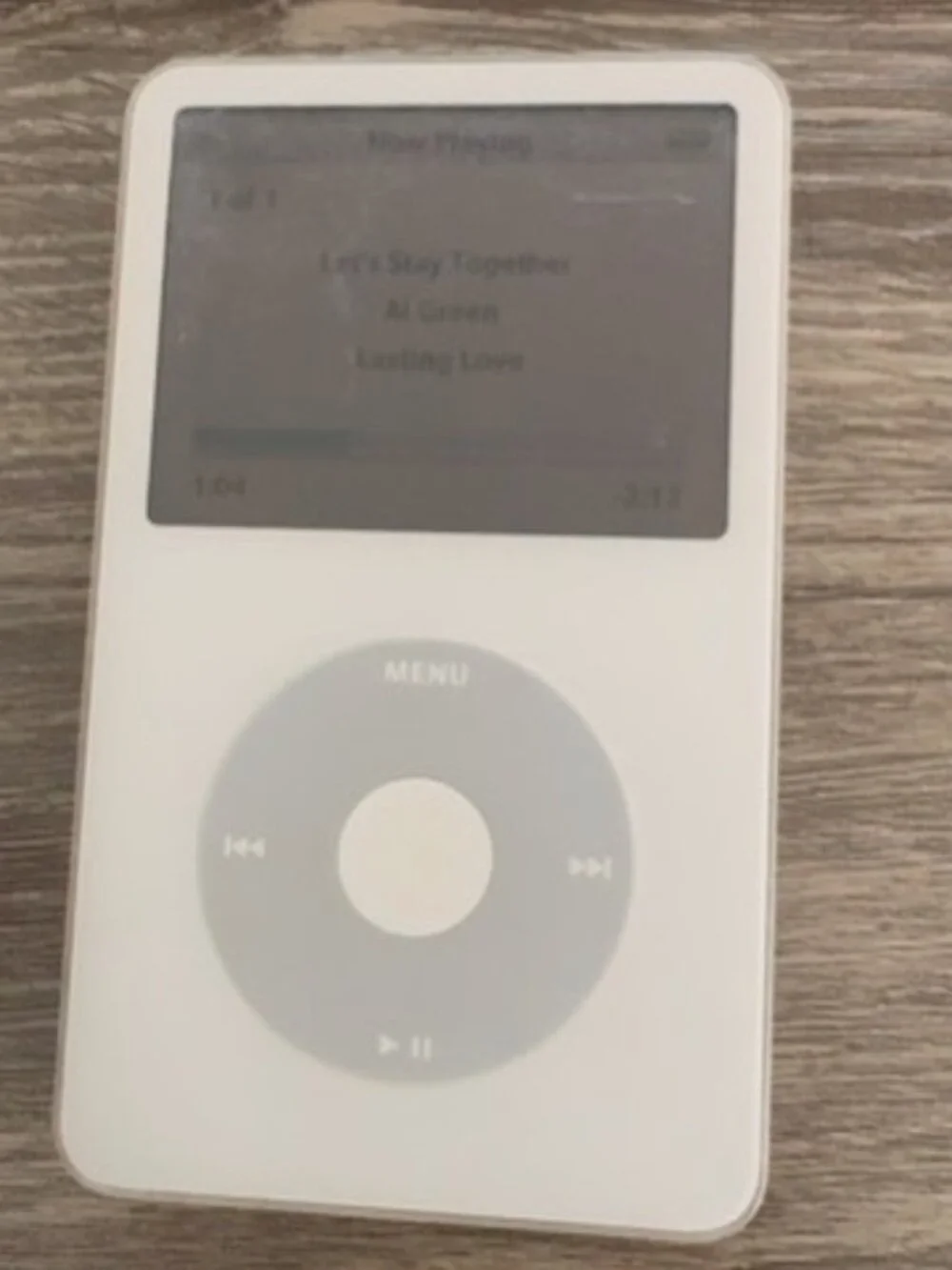 Apple iPod Video 5th Gen 60GB A1136 Tested + Apple Cable Charger Earbuds AS-IS